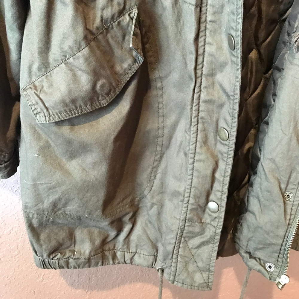 Parka - Picture 3 of 6